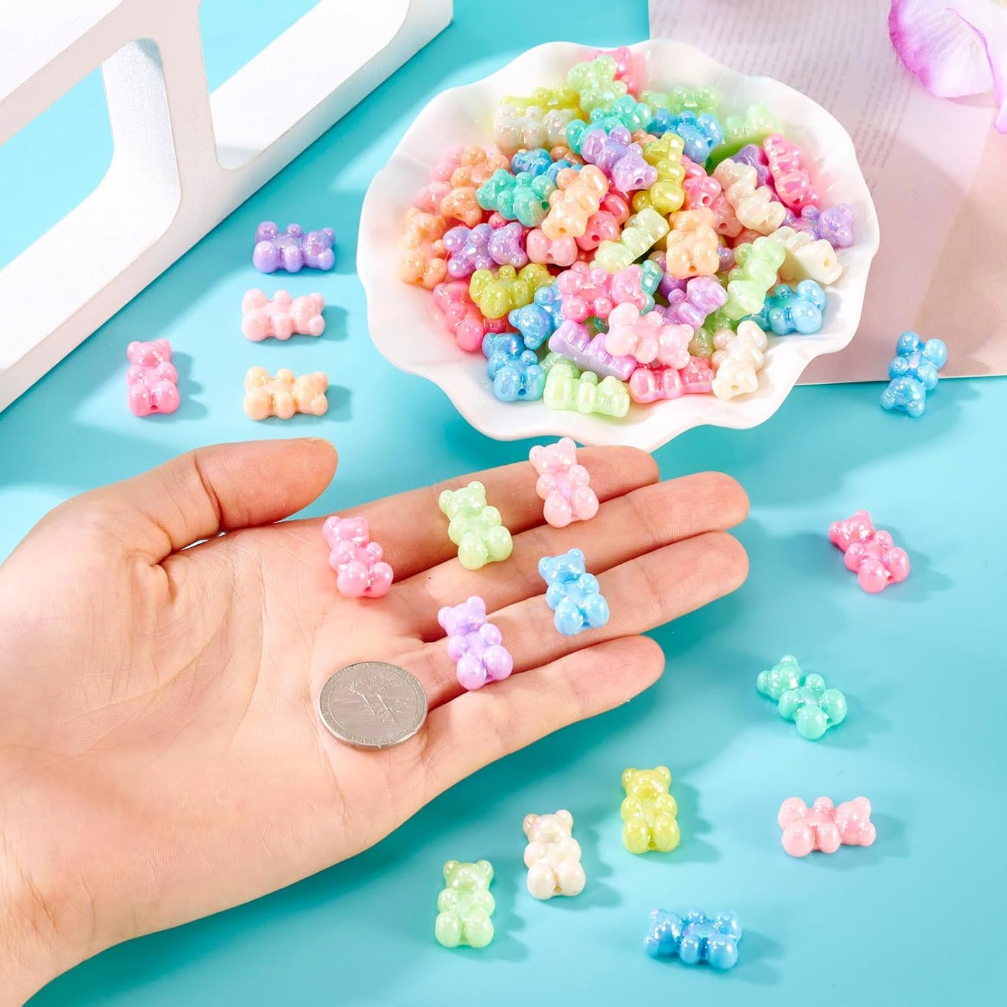 Kissitty 100Pcs Clear Acrylic Bear Beads Cute Bears Loose Beads Bulk Transparent Gummy Bear Spacer Bead Counting Bears for Bracelet Adults Necklace Earring Crafts Bag Key Chain DIY Jewelry Making