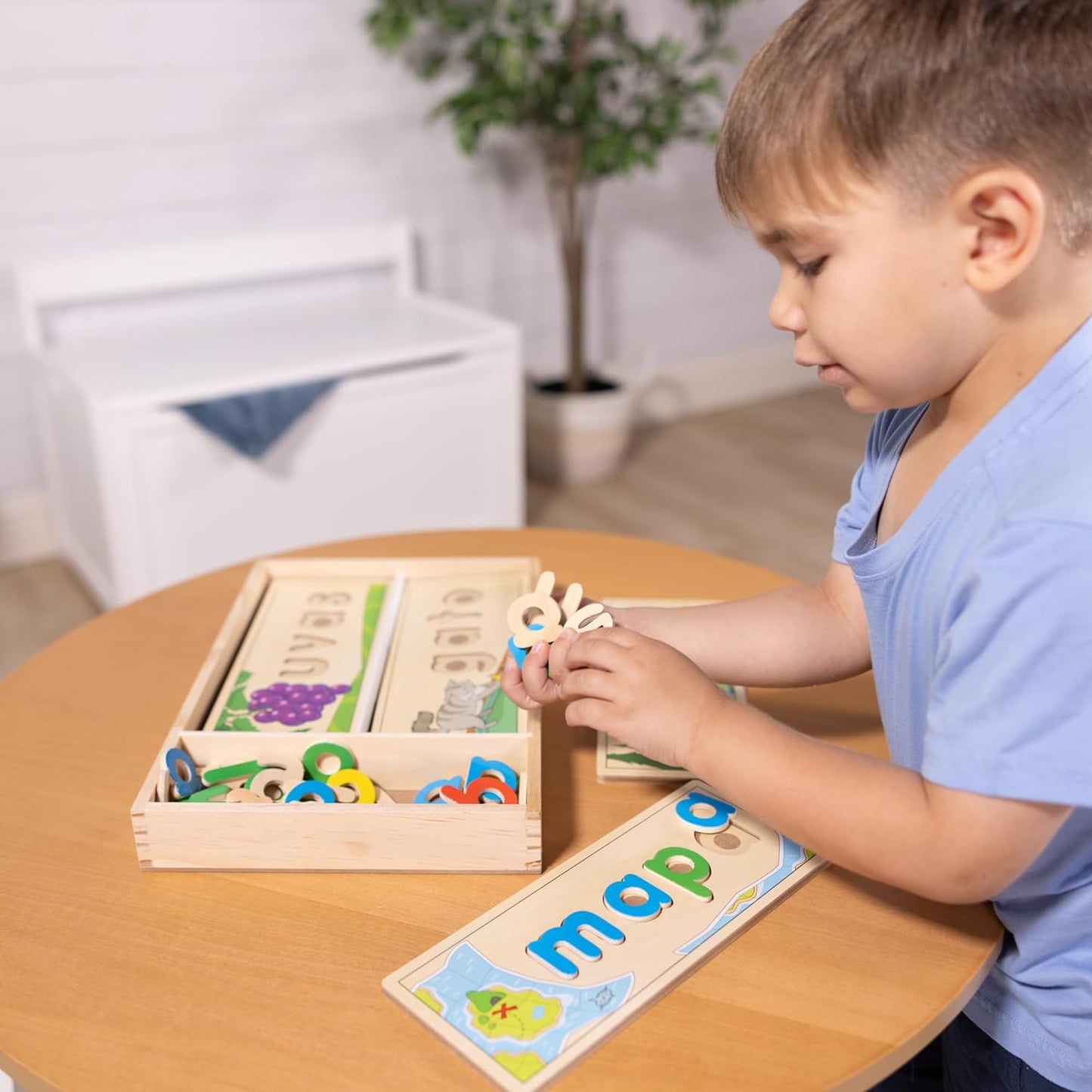 Melissa & Doug See & Spell Wooden Educational Toy with 8 Double-Sided Spelling Boards and 64 Letters Preschool Learning Activities, See & Spell Learning Toys for Kids Ages 4+