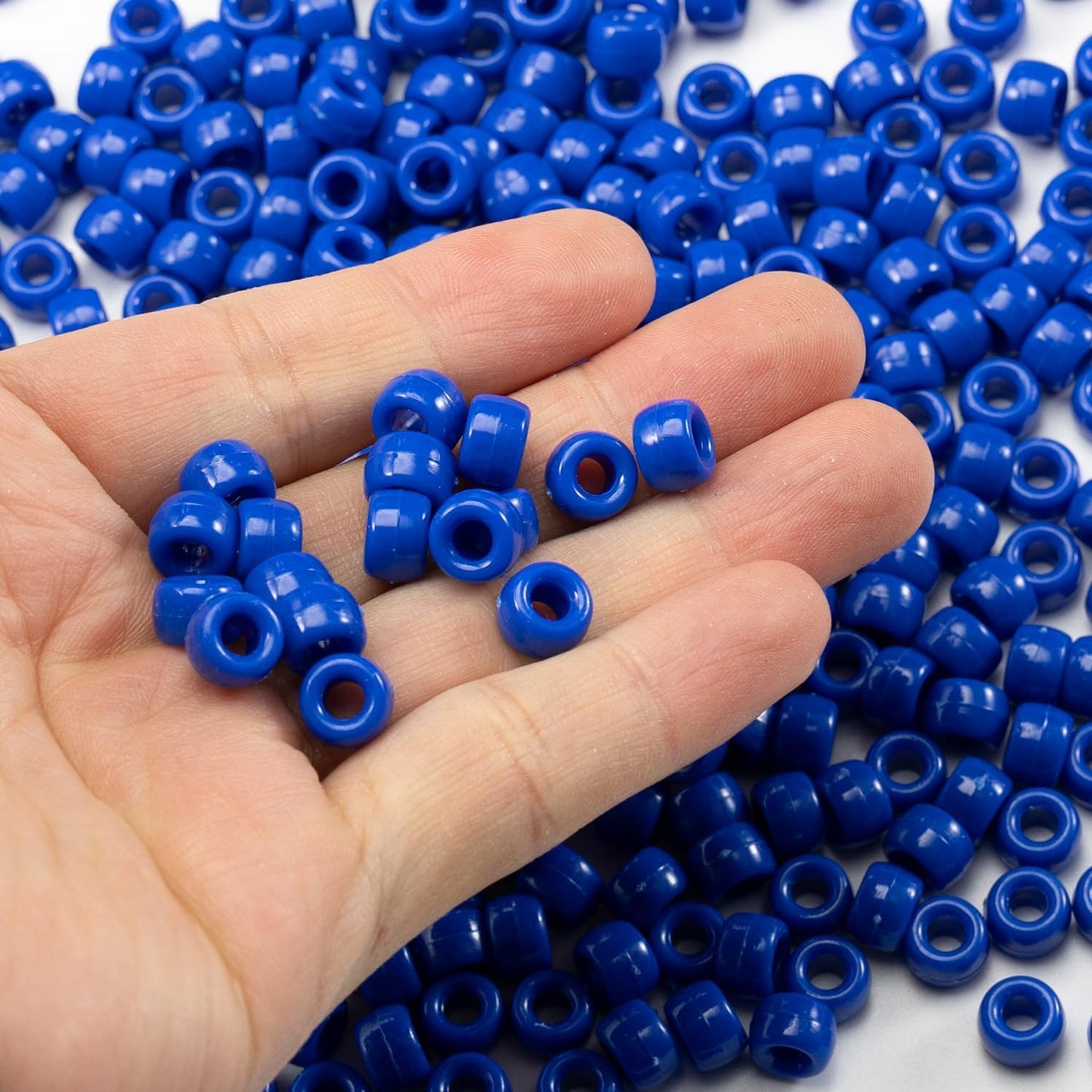 Gxueshan 1000 Pcs Acrylic Black Pony Beads 6x9mm Large Hole Pen Hair Kandi Beads Bulk for Friendship Bracelet Necklace Jewelry Making Earring Braiding Kit