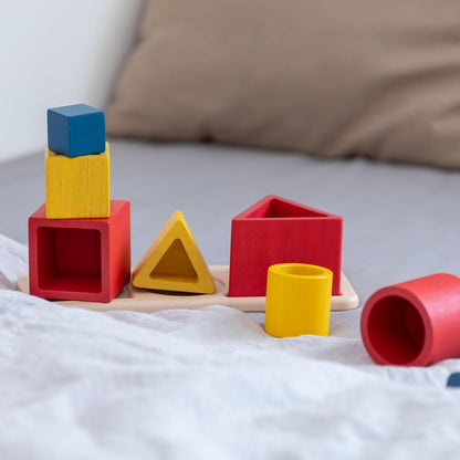 PlanToys® Sorting Boat Toy | Wooden Shape Sorter Toy for Toddlers 3+ | Montessori Educational Boat Puzzle with 6 Blocks | Develops Fine Motor Skills, Shape Matching & Problem-Solving