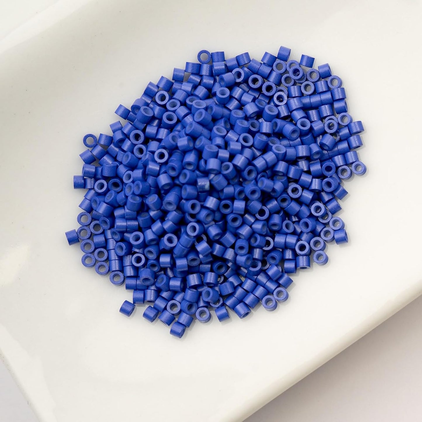 John Bead 25g Cylin Beads Opaque Turquoise Green 11/0 Glass Cylindrical Seed Beads for Jewelry Bracelets Necklaces Earrings Making Embroidery