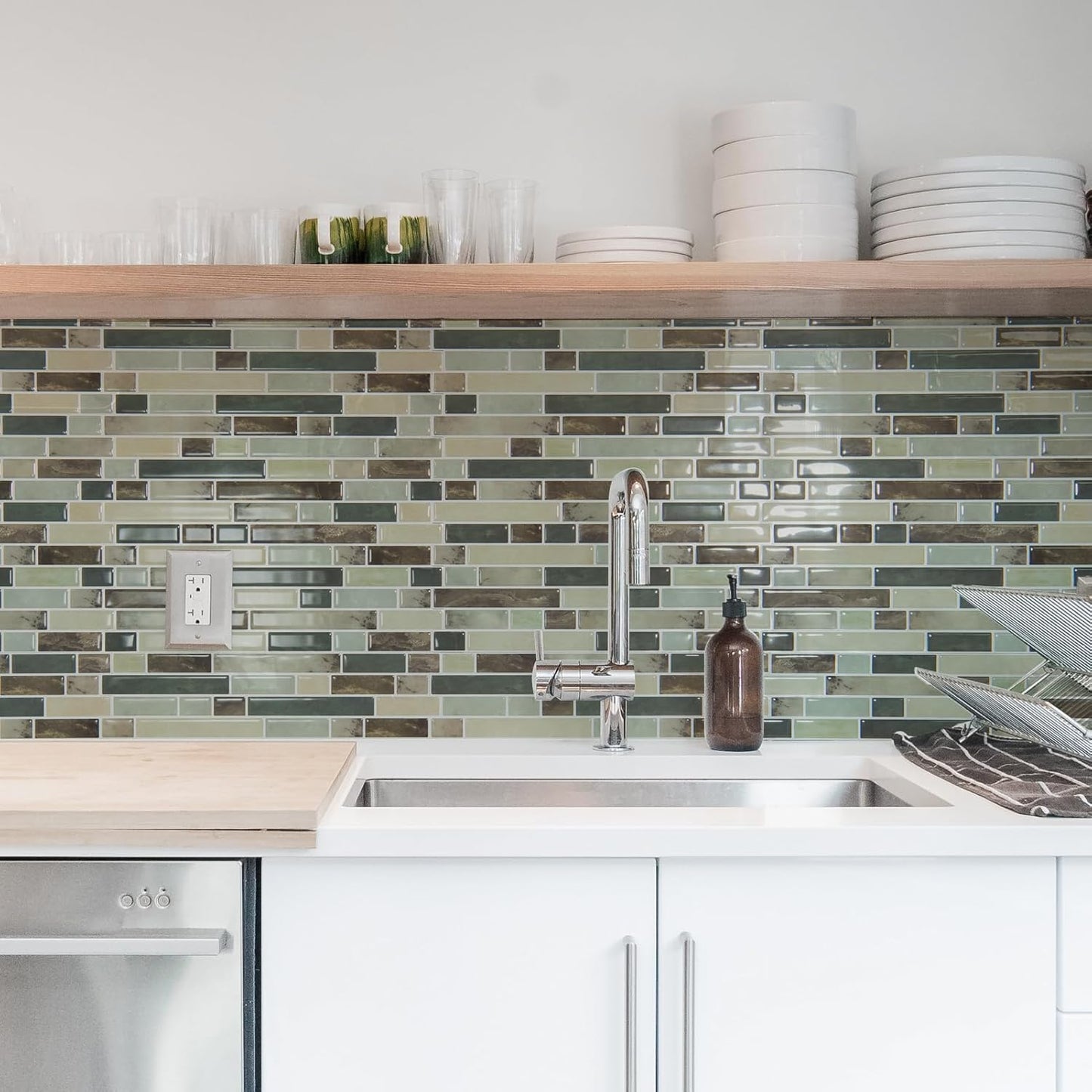 Art3d 10-Sheet Heavy-Duty Peel and Stick Backsplash, Waterproof Wall Tiles Stick on Kitchen Backsplash Living Space, Carrara Grey