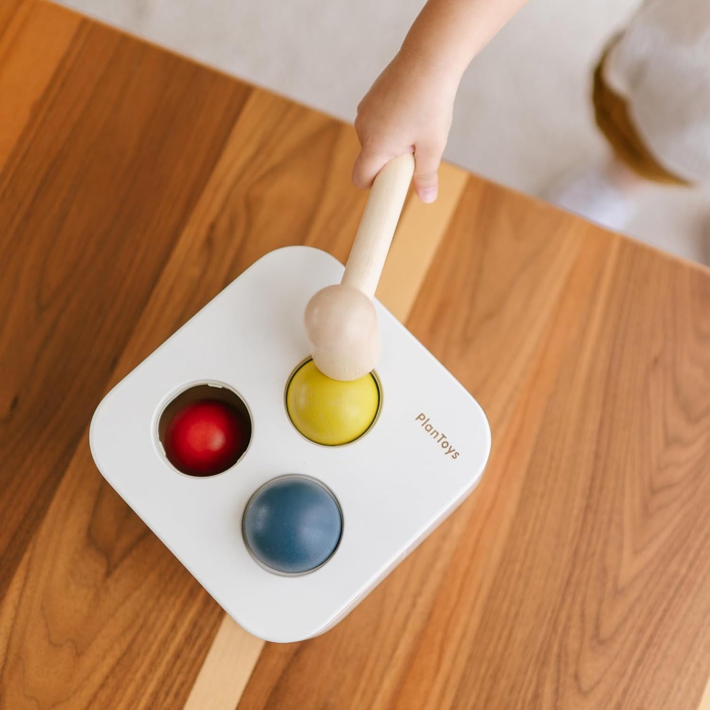 PlanToys® Shape and Sort It Out Bin Wooden Montessori Shape Matching Toy | Fine Motor, Problem Solving and Early Math Learning Activity | Eco Friendly Educational Sorting Toy