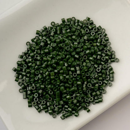 John Bead 25g Cylin Beads Opaque Turquoise Green 11/0 Glass Cylindrical Seed Beads for Jewelry Bracelets Necklaces Earrings Making Embroidery