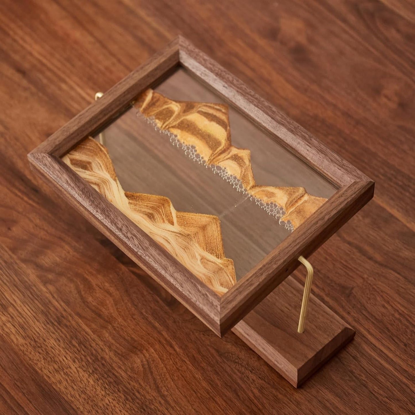 Solid Wood Oasis Mini Art Liquid Motion 360-Degree Rotation, Made of Black Walnut and H62 Brass, 3D Highly Transparent Office Decor (Desert)