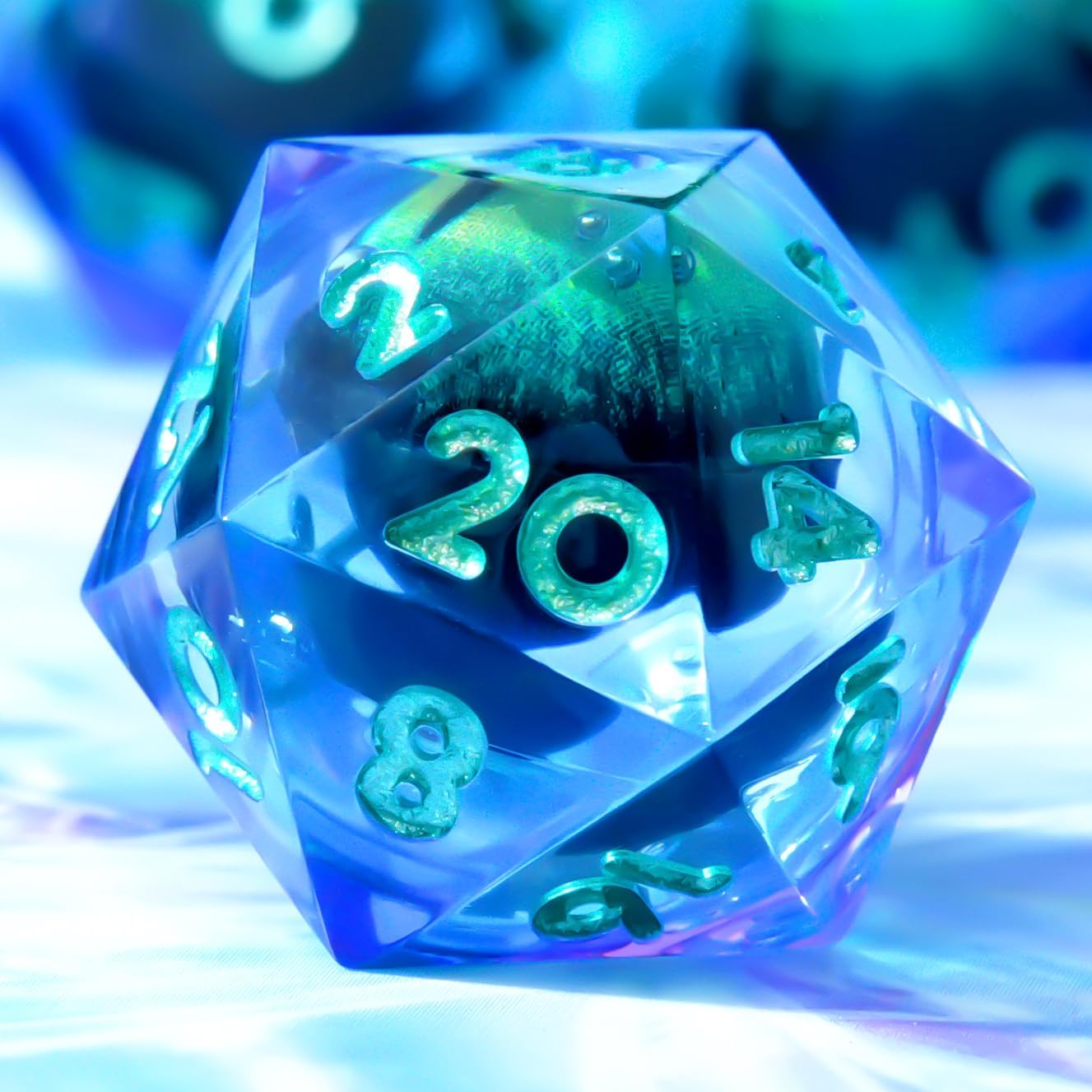 YEMEKO Beholder'S Eye D20 Dice Dragon Eye DND 22MM Single with Resin Sharp Edge 20 Sided D&D Handmade Polyhedral for Dungeons and Dragons, RPG, Roleplaying Games MTG Table Games(Blue Gold)