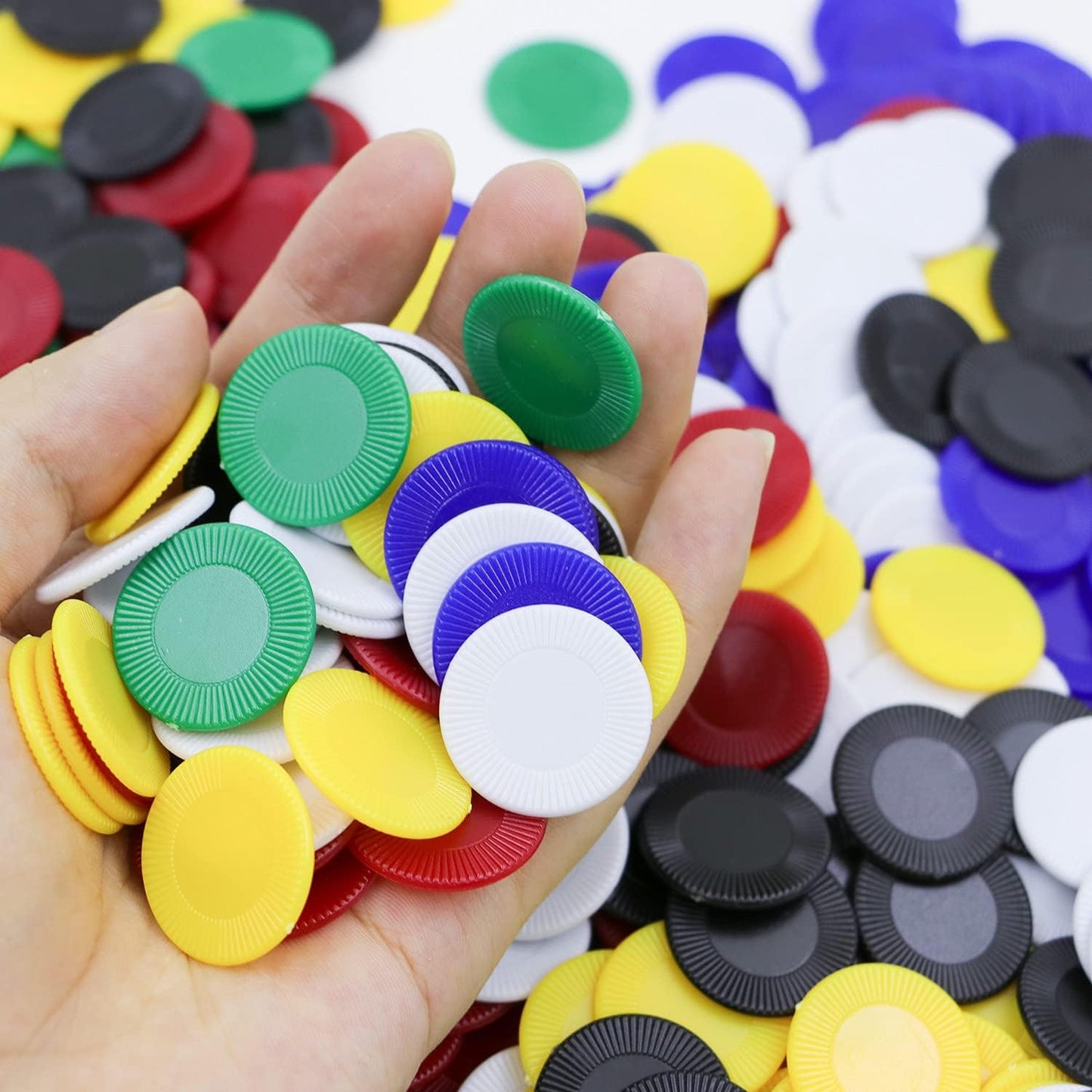 480Pcs Plastic Poker Mini Chips in 8 Colors Bulk Poker Card Game Chips for Game Play Learning Math Counting Kids Teaching Rewards（3CM in Diameter）