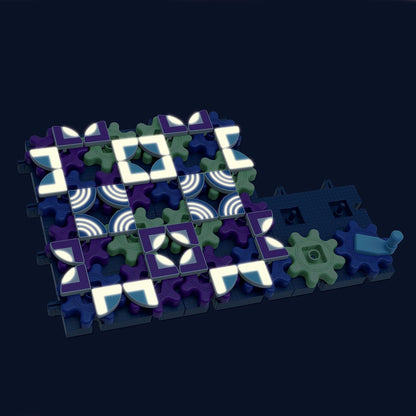 Learning Resources Glowing PatternGears - Building Set with Glow in the Dark Stickers, Toddlers Hands-On Toy, STEM Construction & Engineering, Fine Motor, Gifts for Boys and Girls