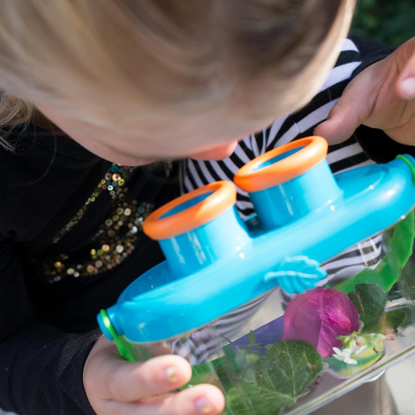 Educational Insights GeoSafari Bugnoculars - Magnifying Bug Container to Catch & Observe Nature, Insects and Bugs for Kids, Critter Keeper, Outdoor Play Bug Kit for Boys and Girls Ages 3+
