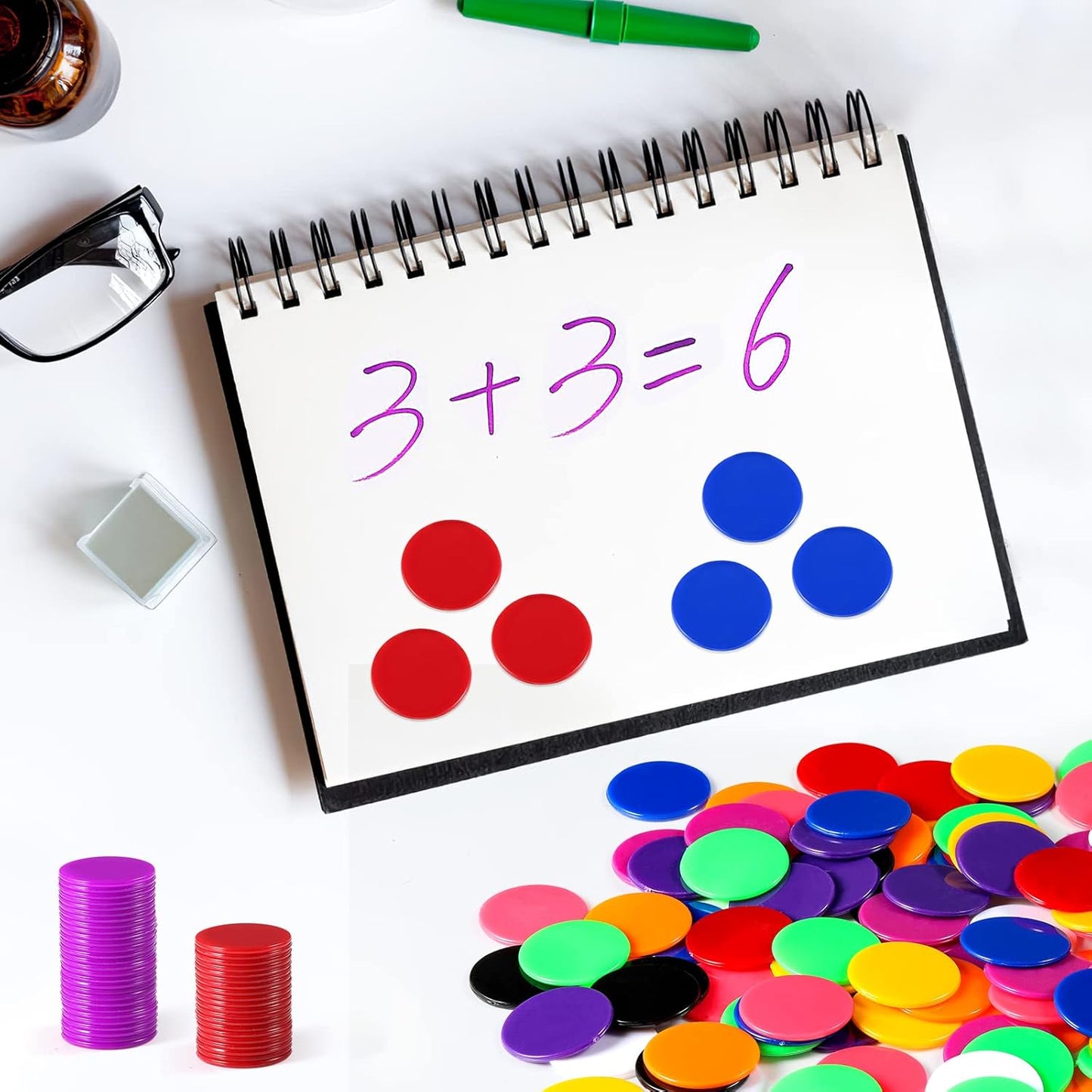 Coopay 200 Pieces 10 Colors 1-1/5 inch Plastic Learning Counters Disks Bingo Chip Counting Discs Markers for Math Practice and Poker Chips Game Tokens