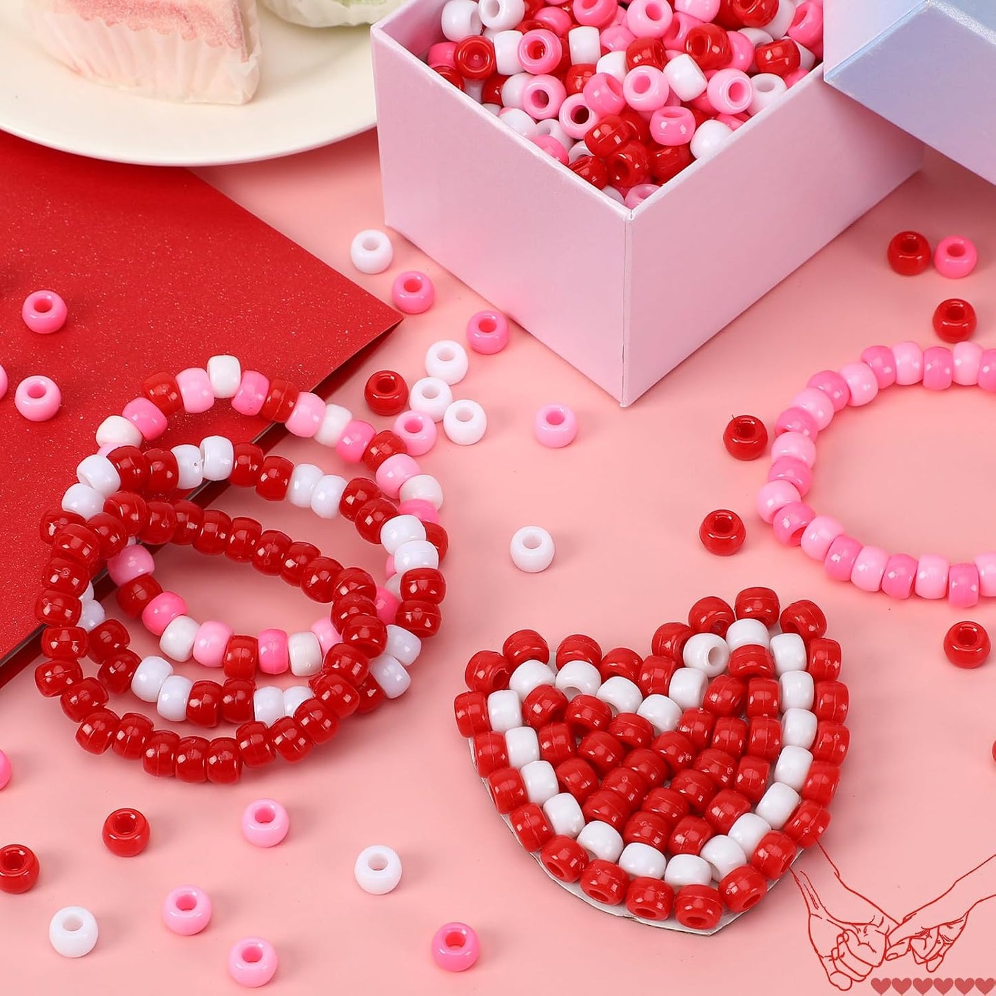UPINS 1200Pcs Christmas Pony Beads Friendship Plastic Small Hair Beads Red Green White Pony Beads for Necklace Supplies (Christmas)