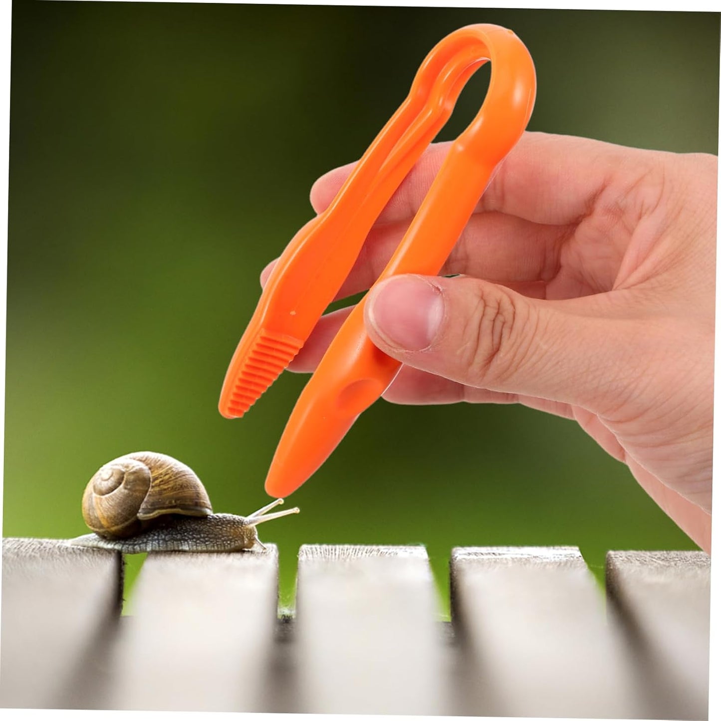 6Pcs Plastic Tweezers for Fine Motor Skills Development Grasping Tools for Outdoor Exploration and Imaginative Play Enhance Hand Eye Coordination and Creativity
