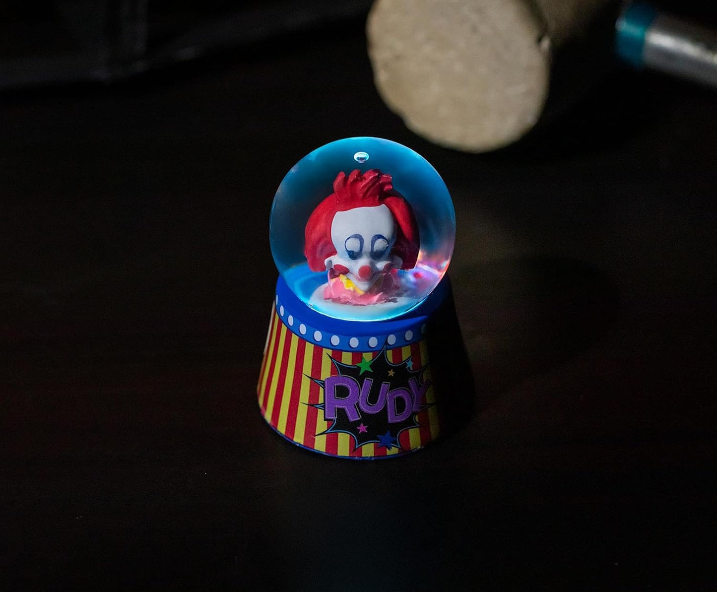 Silver Buffalo Disney Mickey and Friends Mini Light Up Snow Globe│Minnie Mouse│3.8 Inches Tall, 45mm (Small) - Colors A