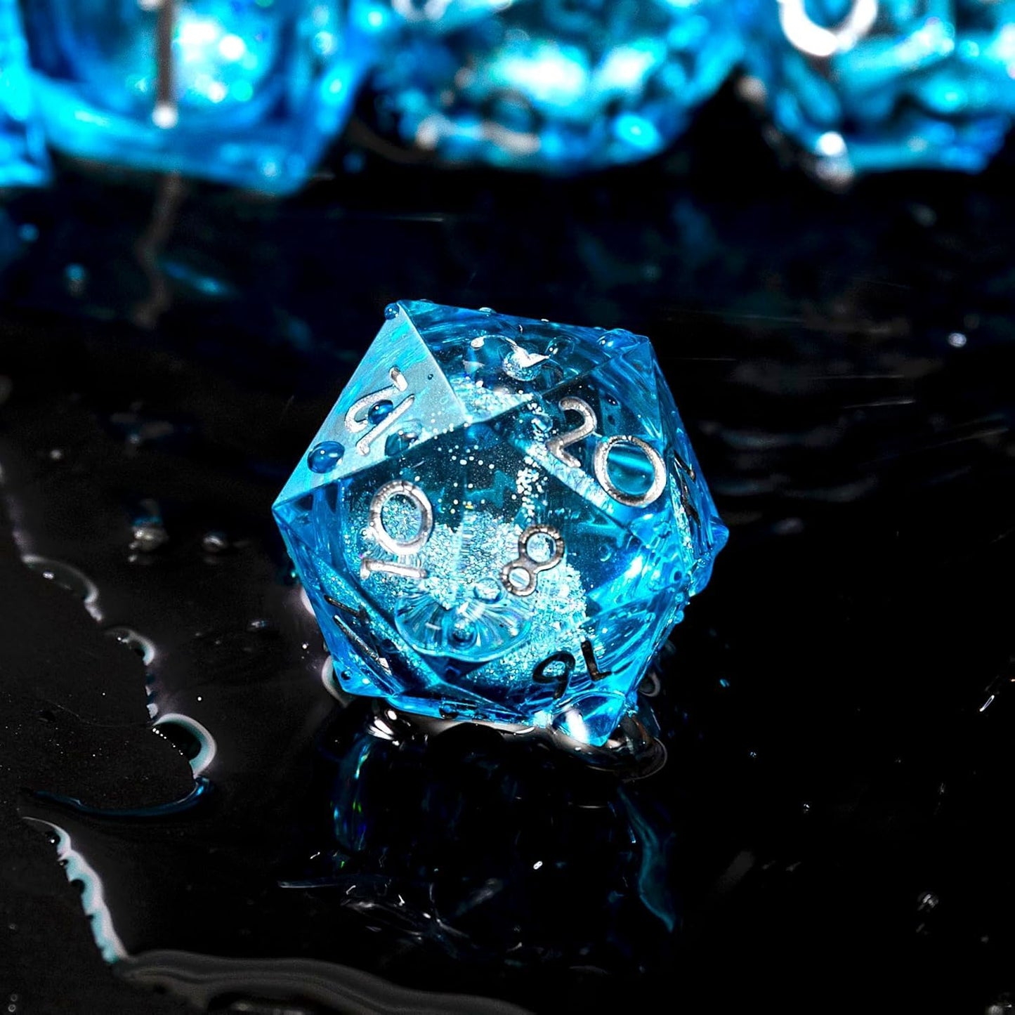 Liquid Core DND Dice Set, 7pcs Sharp Edge Dice for Role Playing Dungeons and Dragons Ttrpg with Gift Box, Handmade Resin D&D Dice RPG Role Playing Games Dice Set(Blue Gold)