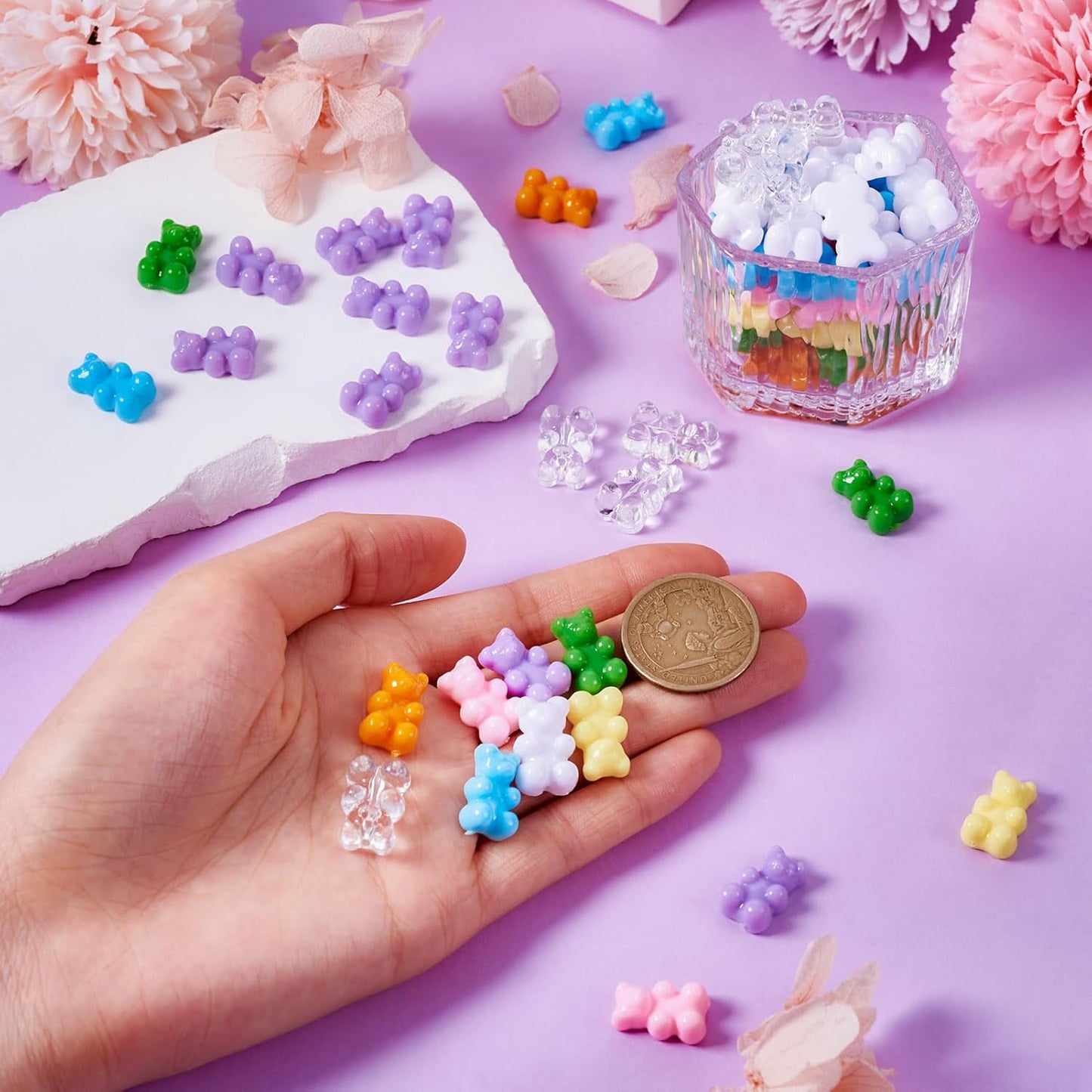 Kissitty 100Pcs Clear Acrylic Bear Beads Cute Bears Loose Beads Bulk Transparent Gummy Bear Spacer Bead Counting Bears for Bracelet Adults Necklace Earring Crafts Bag Key Chain DIY Jewelry Making
