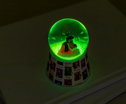 Silver Buffalo Disney Mickey and Friends Mini Light Up Snow Globe│Minnie Mouse│3.8 Inches Tall, 45mm (Small) - Colors A
