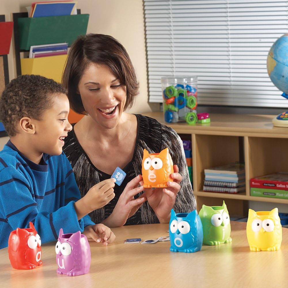 Learning Resources Vowel Owls Sorting Set - Phonics Games for Kids, Vowel Sounds, Toddlers Vocabulary Building, ABC Word Game, Reading skills Toys, Learn to Read, Gifts for Boys and Girls