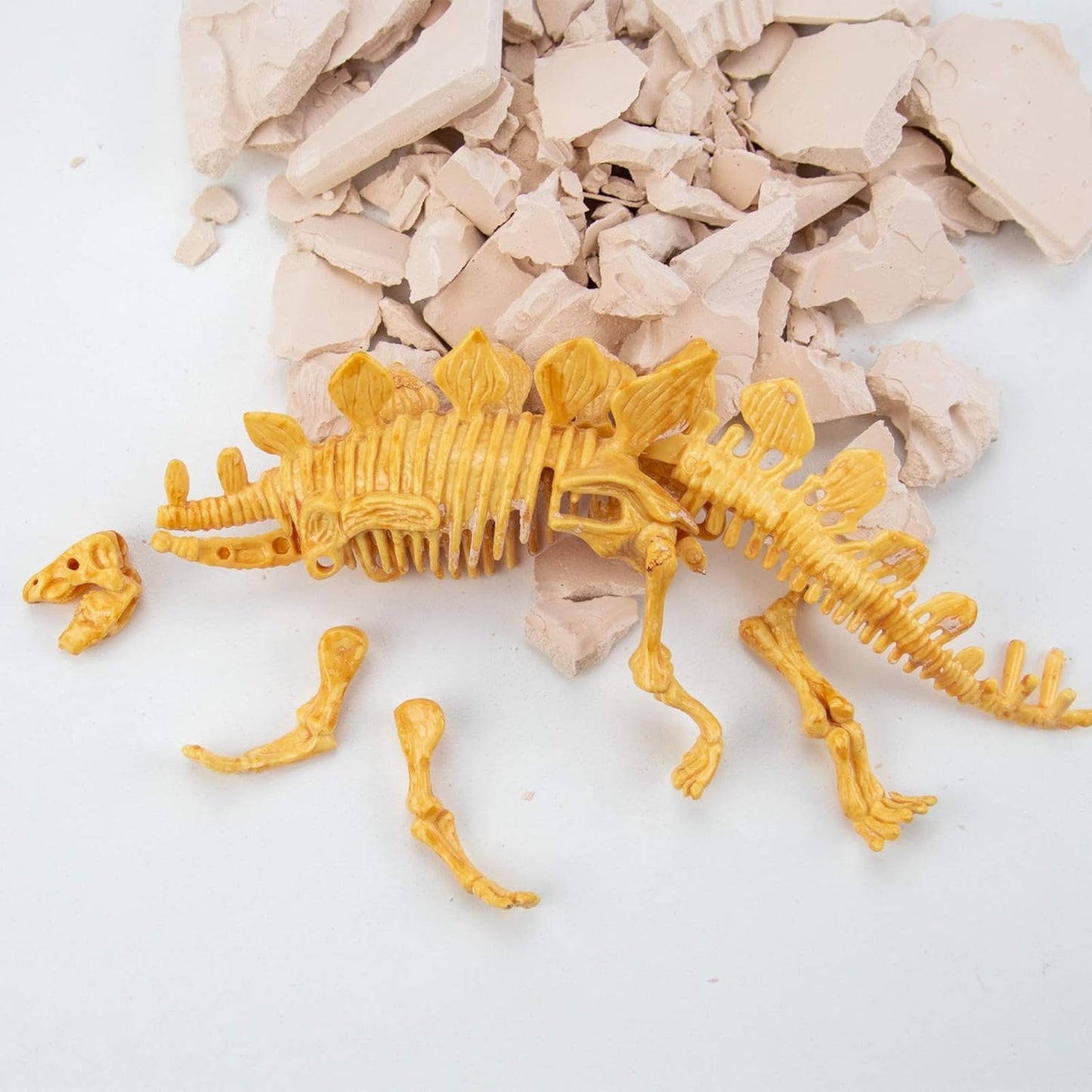 Science4you Triceratops Dinosaur Fossil Digging Kit - Excavate and Assemble 10 Dino Bones, Dinosaur Archeology and Paleontologist Toys, Games, Gifts for Boys and Girls Age 6 7 8 9 10+