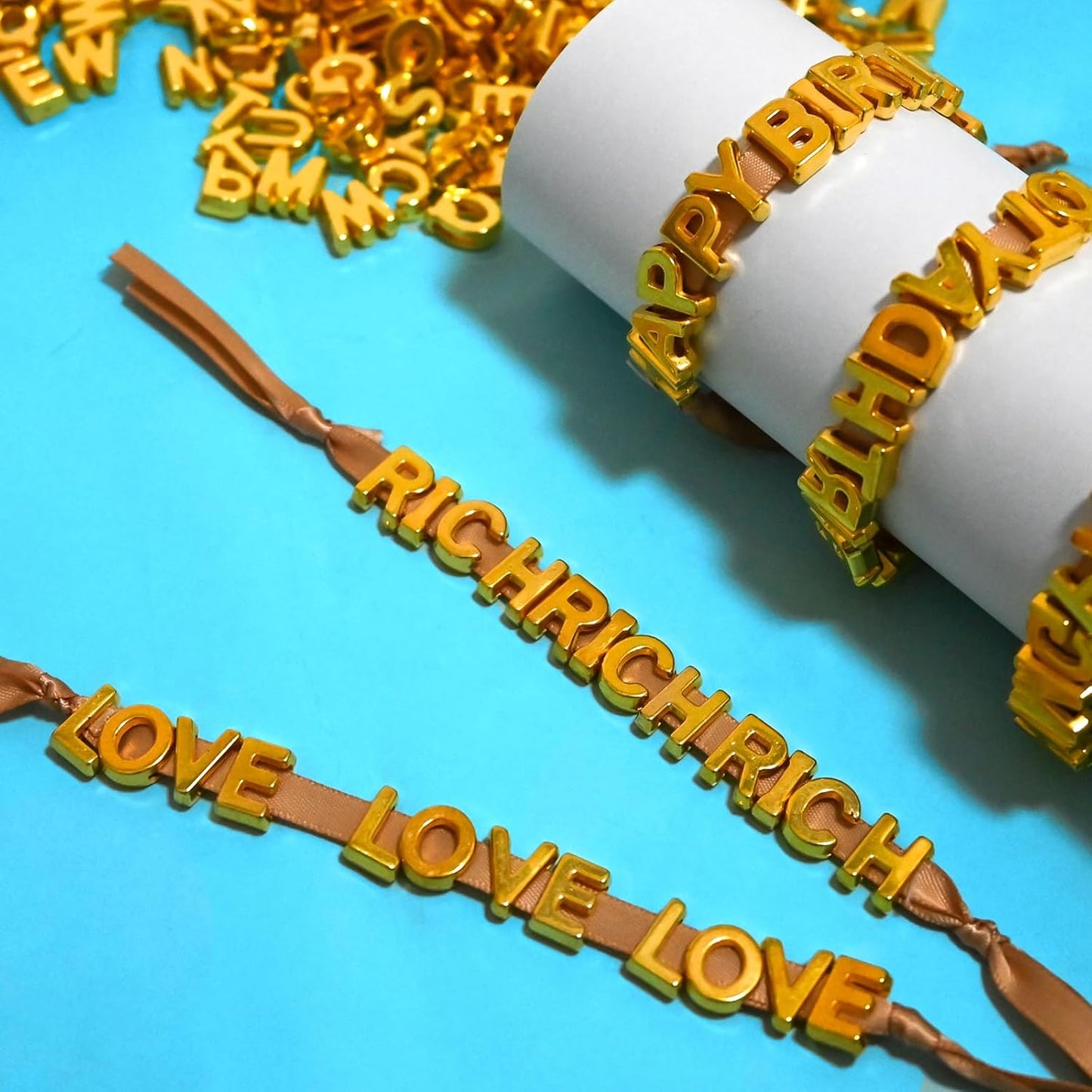 300+ Pieces 9x12mm Big Large Alphabet Letter Beads Charms A-Z Mixed Plastic Shape Loose Bead for Jewelry Making Bracelets Necklaces Key Chains (Classic Solid Colors)
