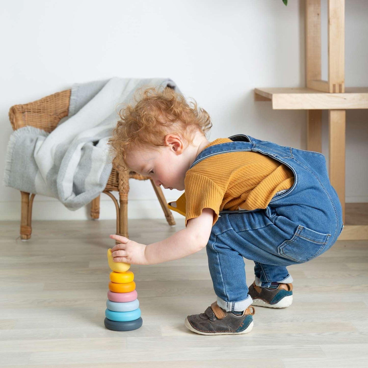 Bigjigs Toys Silicone Stacking Cat - 7pcs Rainbow Animal Stacker Toy, Montessori Activity, Babies & Toddlers Early Learning, Made from 100% Silicone, Gifts for 5 Month Olds +