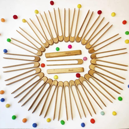 Personalized Montessori Wooden Tweezers or Tongs, Materials for fine Motor Skills, Gift for Kids, Loose Parts, Homeschool, Preschool (Only Tweezers)