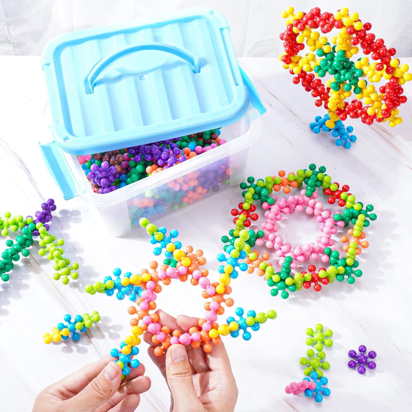 Snowflake Interlocking Building Block Educational Toy 300PCS for Kids Ages 3+, Multi-Color Solid Plastic Early Learning Creativity STEM Toy with Carrying Case Safe Material