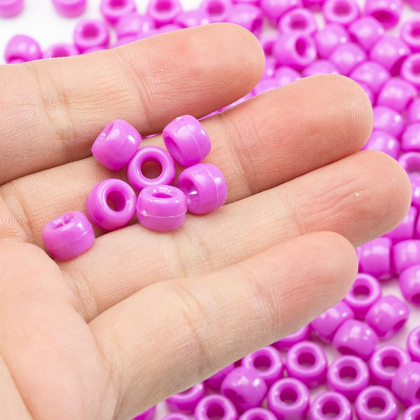 Gxueshan 1000 Pcs Acrylic Black Pony Beads 6x9mm Large Hole Pen Hair Kandi Beads Bulk for Friendship Bracelet Necklace Jewelry Making Earring Braiding Kit