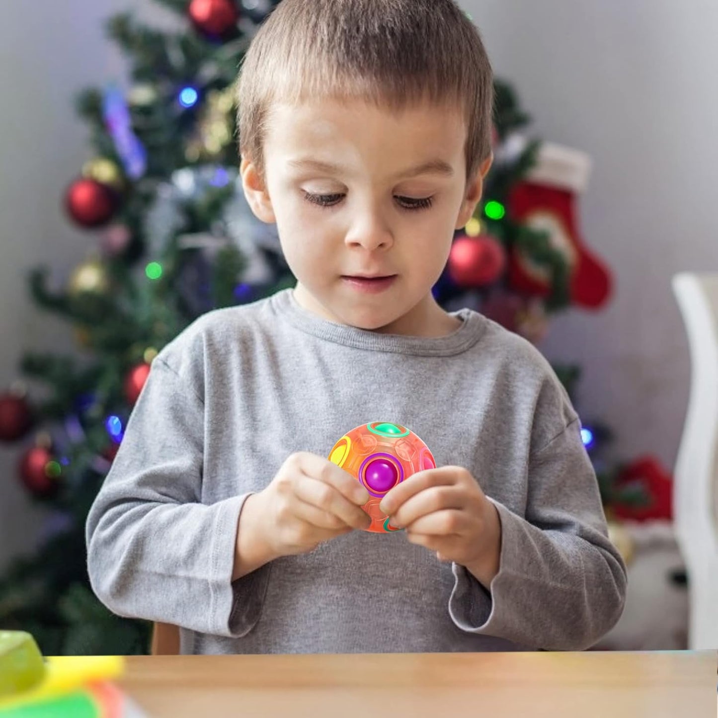 Vdealen Magic Rainbow Puzzle Ball, Fidget Ball Puzzle Brain Teaser Fidget Toy for Boys & Girls- Birthday Party Easter Valentines Christmas Stocking Stuffers for Kids Teen & Adults(Off White)