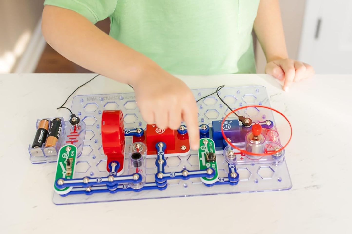 Snap Circuits Classic SC-300 Electronics Exploration Kit | Over 300 Projects | Full Color Manual Parts | STEM Educational Toy for Kids 8+ 2.3 x 13.6 x 19.3 inches