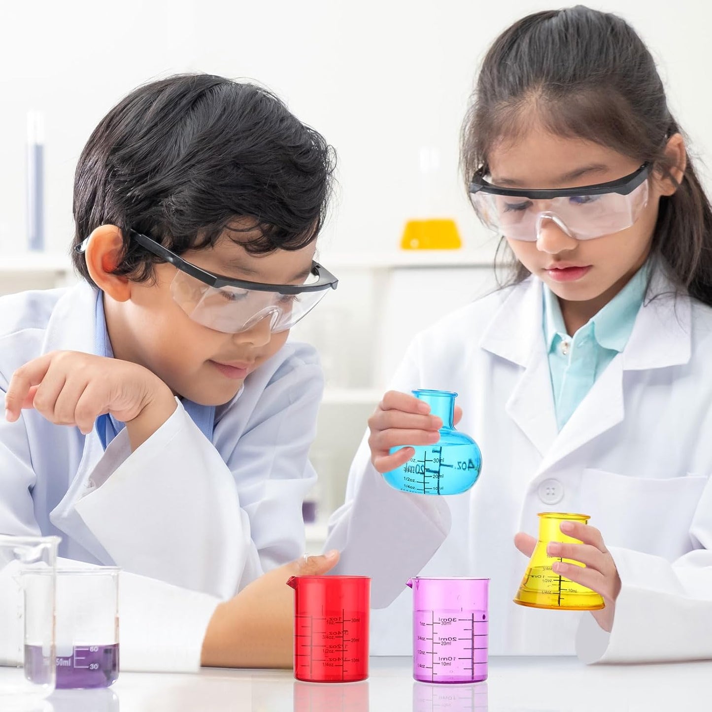 8 Pcs Science Measuring Flask Set for Kids, Graduated Cylinder 30ml Plastic Beakers Science Kits for Kids Ideal for DIY and Lab Experiment, Chemistry, Studies