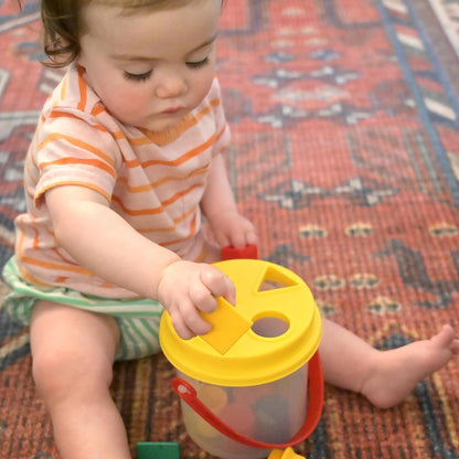 Shape Sorter Bucket – 12-Piece Toddler Math & Fine Motor Skills Toy, Special Needs-Friendly Sorting and Matching Activity