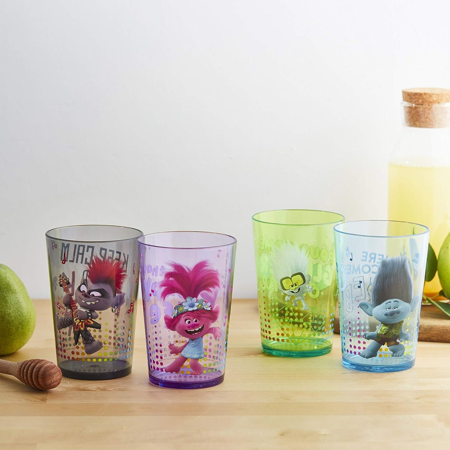 Zak Designs 14.5oz Disney Frozen 2 Nesting Tumbler Set Includes Durable Plastic Cups, Fun Drinkware is Perfect for Kids, 4pk (14.5oz, Anna & Elsa & Olaf)