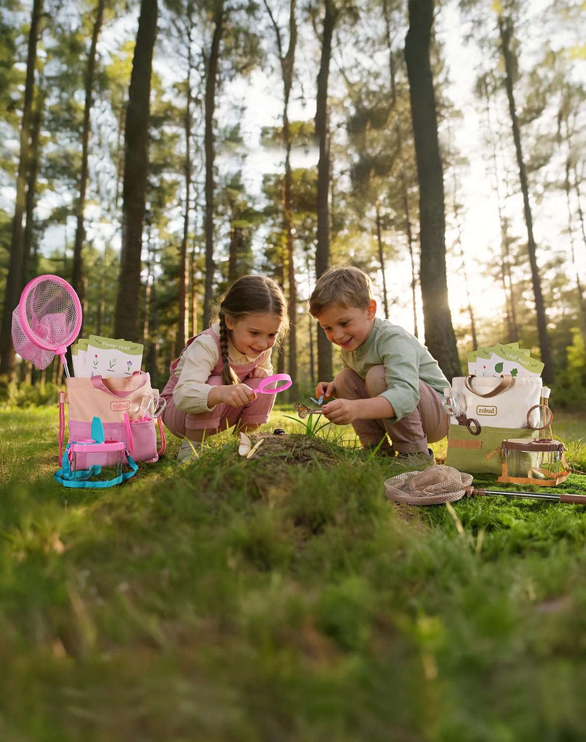 ROBUD Bug Catcher for Kids, Bug Catcher Kit with Bag Kit, Outdoor Exploration Set for Camping, Montessroi Toy for Kids Coming Closer to Nature，WRP07