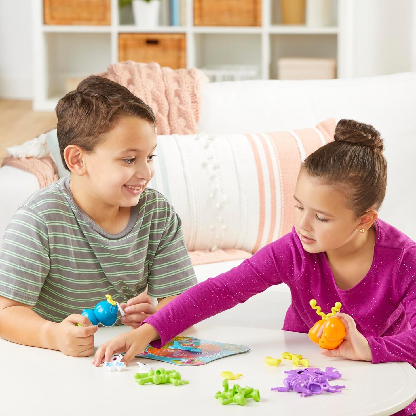 Hasbro Gaming Cootie Mixing and Matching Bug-Building Game | 2-4 Players | Easy Preschool Board Games | Easter Basket Gifts for Boys and Girls| Ages 3+