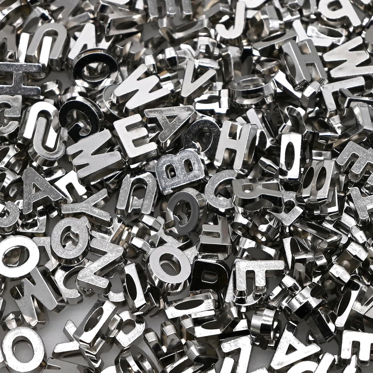 300+ Pieces 9x12mm Big Large Alphabet Letter Beads Charms A-Z Mixed Plastic Shape Loose Bead for Jewelry Making Bracelets Necklaces Key Chains (Classic Solid Colors)