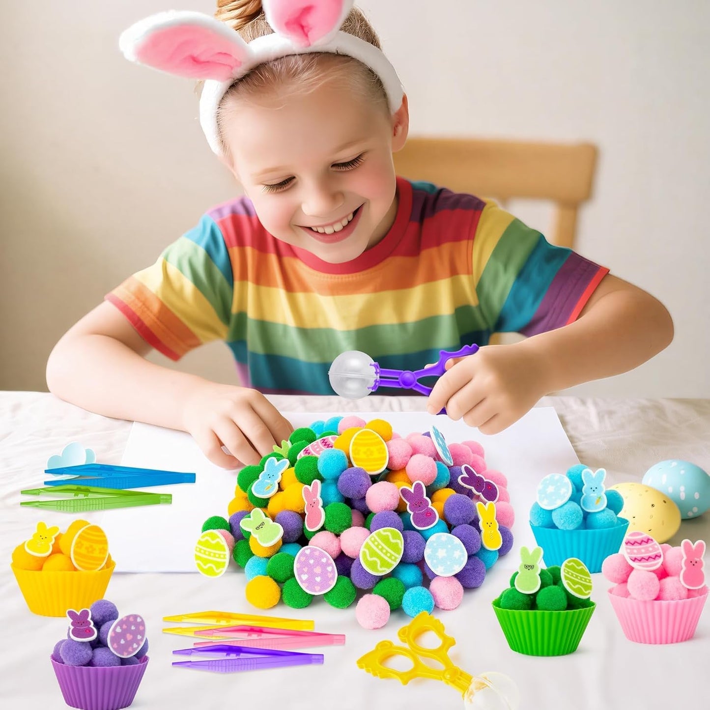 EZdhuawuse Summer Fine Motor Toys - 270Pcs Counting Sorting Sensory Bin Filler Set for Kids Xmas Counting Toy with Felt Xmas Tree Pom Poms Cup Clip for Preschool Education Activities