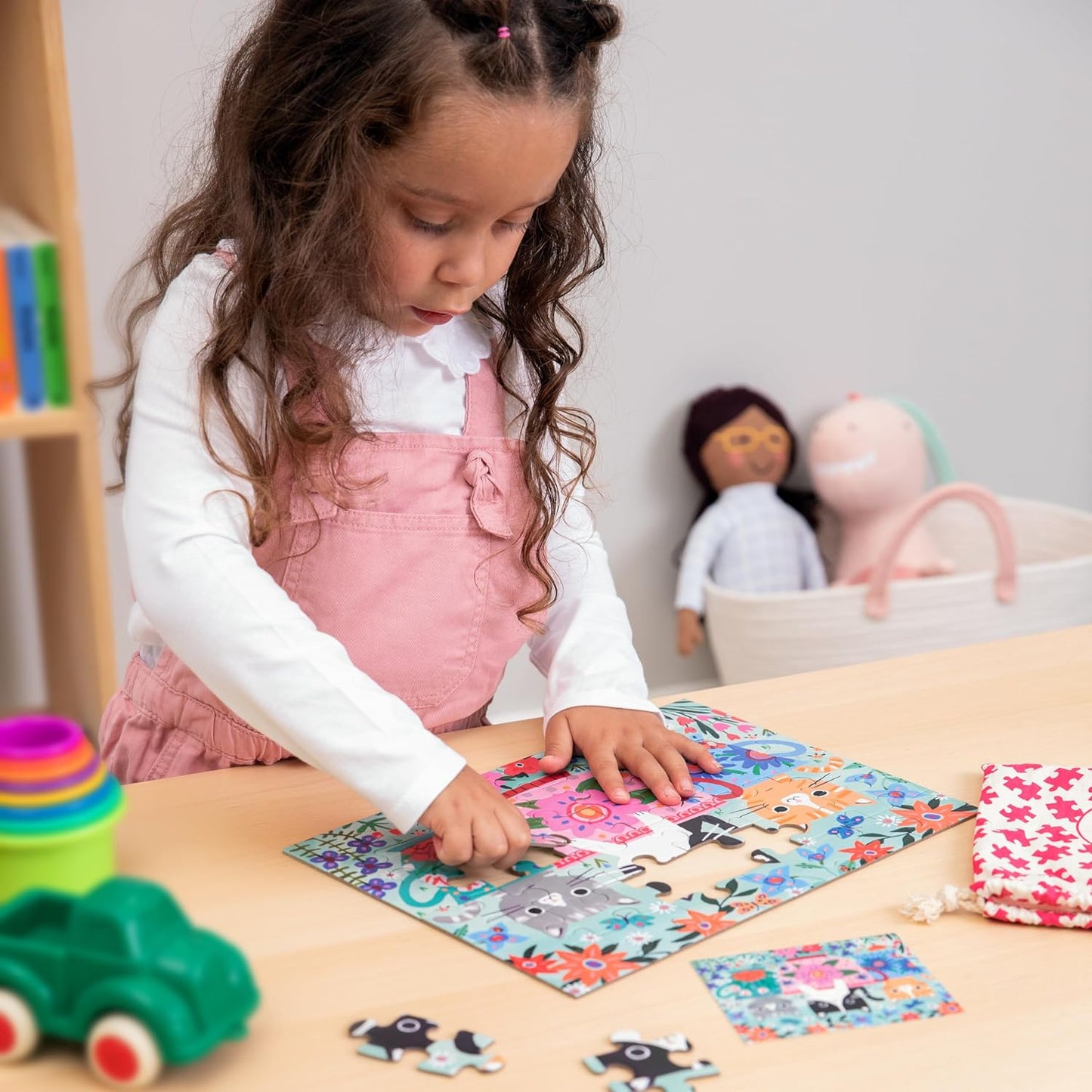 Mudpuppy Unicorn Magic – 36 Piece Puzzle to Go Featuring Sparkly Magical Unicorns Perfect Travel Activity for Children Ages 3 and Up