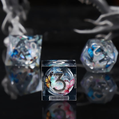 Liquid Core DND Dice Set, 7pcs Sharp Edge Dice for Role Playing Dungeons and Dragons Ttrpg with Gift Box, Handmade Resin D&D Dice RPG Role Playing Games Dice Set(Blue Gold)
