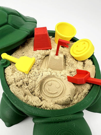 Munnygrubbbers - Mini Desktop Turtle Sand Box - 6 x 6 in - Stress Relief - Includes Soft Moldable Play Sand and Mini Tool Accessories - Novelty Gift - Desktop Decor - Zen Garden - (Lavender)