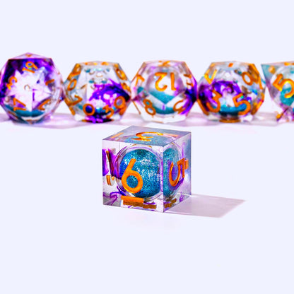 Liquid Core DND Dice Set, 7pcs Sharp Edge Dice for Role Playing Dungeons and Dragons Ttrpg with Gift Box, Handmade Resin D&D Dice RPG Role Playing Games Dice Set(Blue Gold)