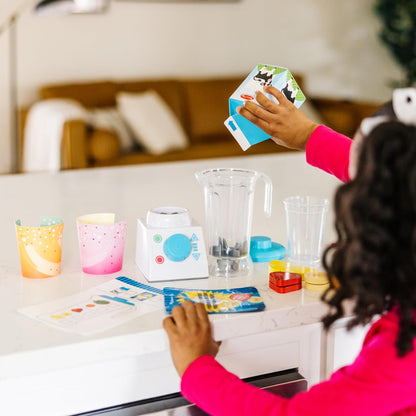 Melissa & Doug Smoothie Maker Blender Set with Play Food - 22 Pieces