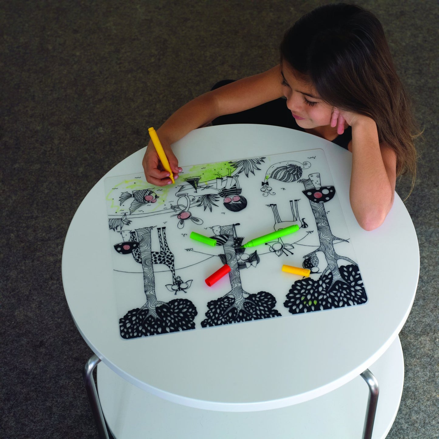 Modern-Twist 100% Plastic Free Silicone Waterproof, Dishwasher Safe Doodle Mat, Single Mat, Alphabet Animals