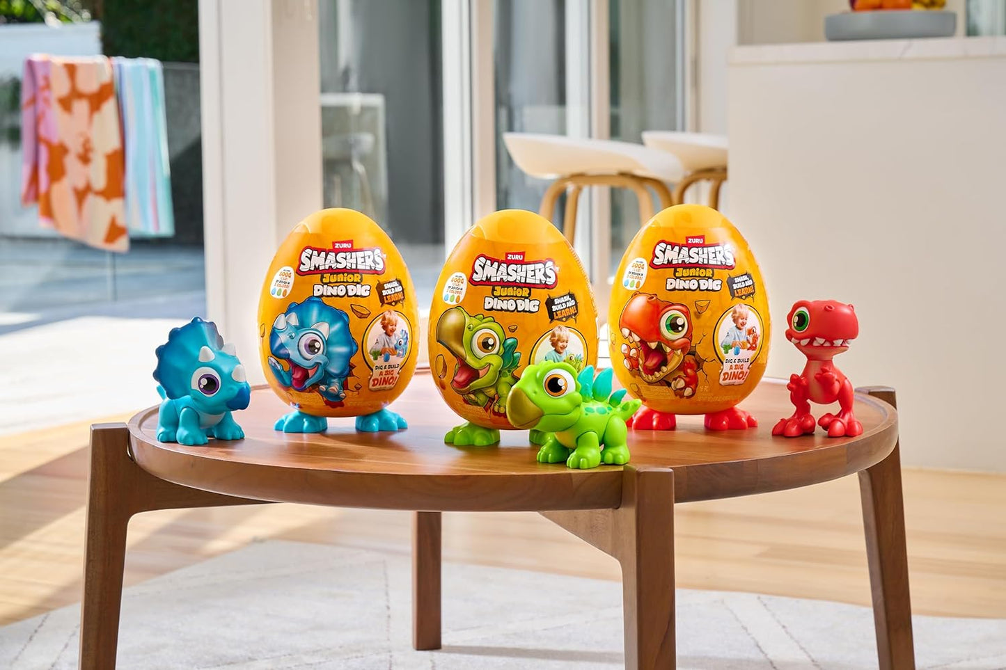 Smashers Junior Dino Dig Small Egg (Raptor) by ZURU 12+ Surprises Compounds Mold Dinosaur Preschool Toys Build Construct Sensory Play - 3 Years+