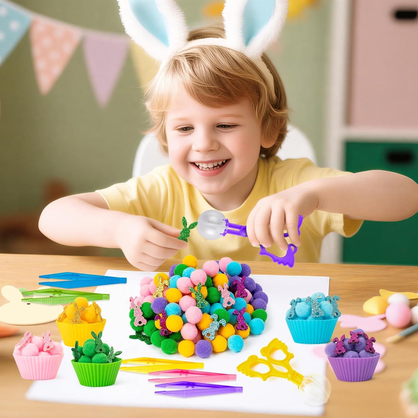 EZdhuawuse Summer Sensory Bin Fillers - 268P Fine Motor Toy Counting Sorting Set for Kid Birthday Easter Gift, Felt Phrases Heart Colorful Pom Poms Cup Clip for Preschool Education Activities