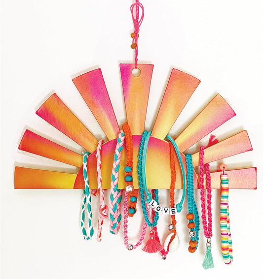 BOX CANDIY Totally Chill Out Woven Friendship Bracelets Kit in Keepsake Box to Make and Share