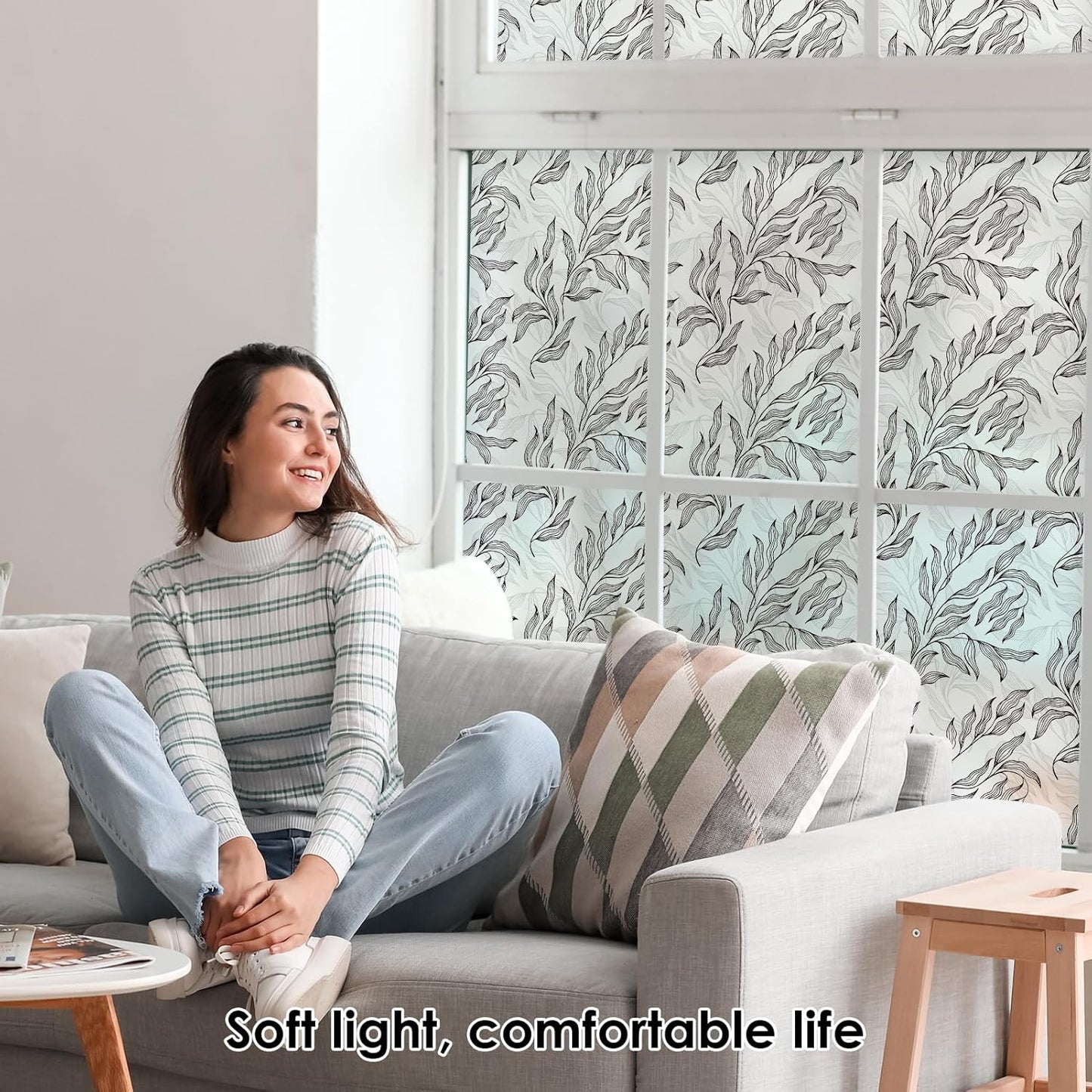 Leaf Pattern Window Tint with Installation Tools, Blackout Window Cover, Sun Blocking Window Tint for Home (Full Blackout Opaque, 17.7'' x 78.7'')