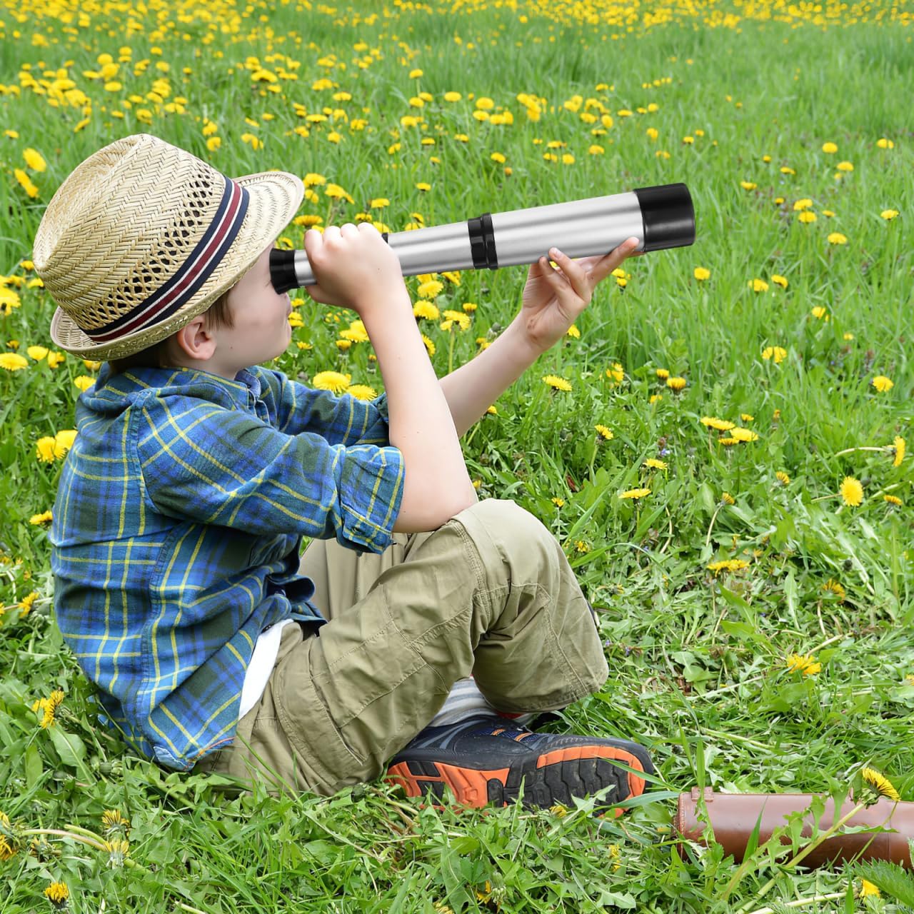 Plastic Pirate Telescope Toy：Portable Adjustable Mini Retro Telescope Zoomable 25x30 Pocket Monocular, Party Supply Accessory Decor - Mini Pirate Spyglass for Birthday Cosplay Party Supplies Costume