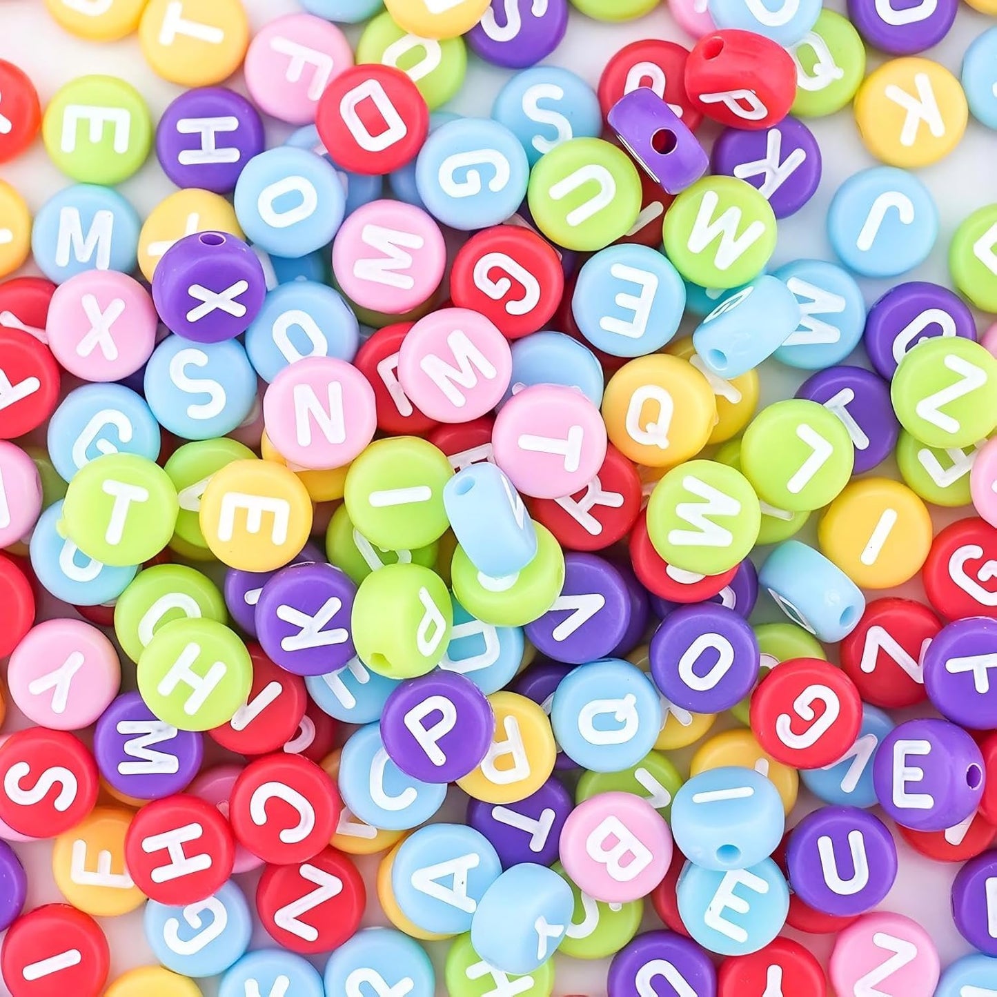 1600Pcs White and Silver Round Letter Beads A-Z, 4X7mm Acrylic Alphabet Beads for Jewelry Making