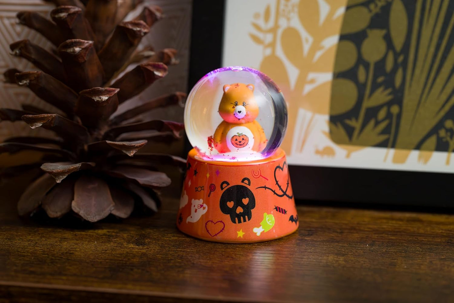 Silver Buffalo Disney Mickey and Friends Mini Light Up Snow Globe│Minnie Mouse│3.8 Inches Tall, 45mm (Small)