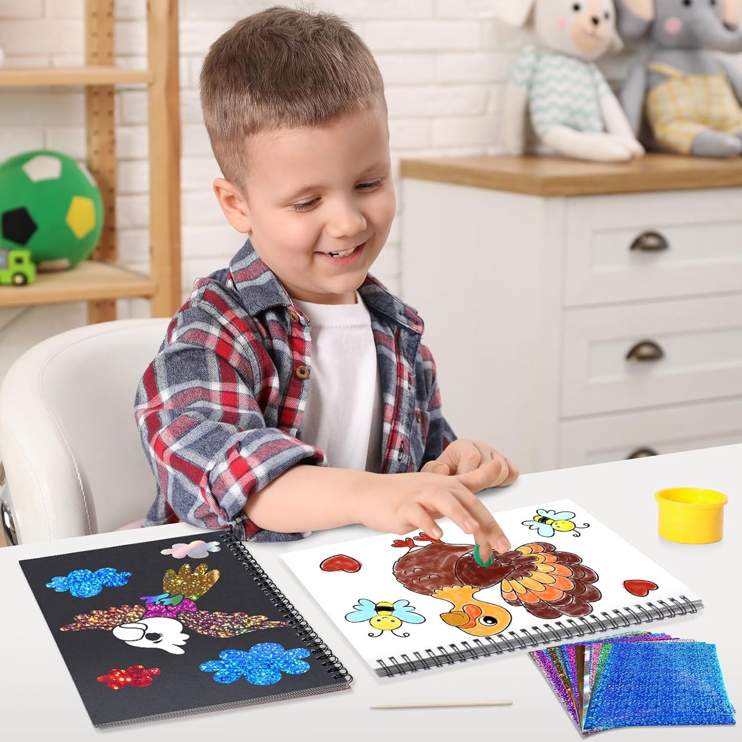 Foil Craft Bugs Butterfly DIY Art Fun Kits Set, No Mess Creative Foil Art Drawing Game for Kids, Birthday Gifts Crafts Supplies Travel Toys for Girls Boys Ages 4-9